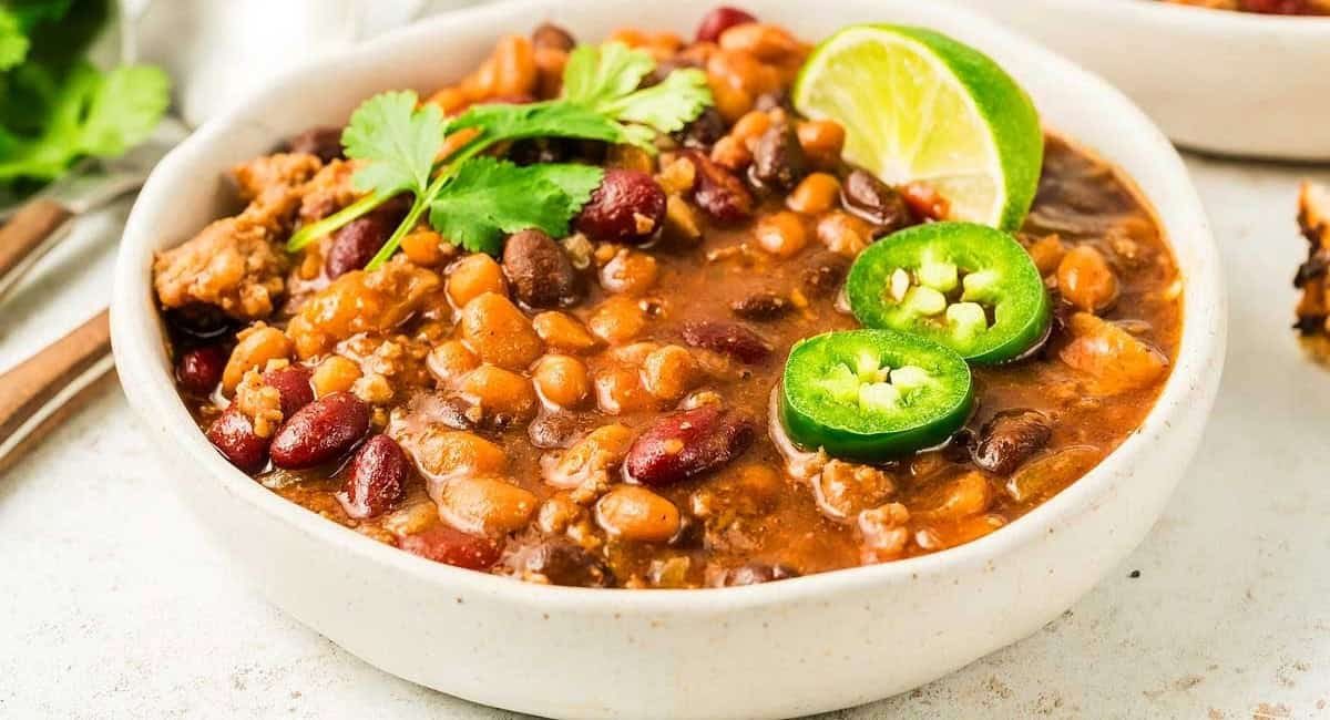 Up close image of crockpot cowboy beans.
