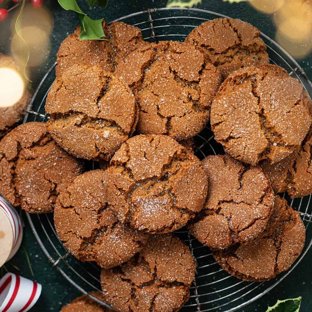 Old Fashioned Ginger Snaps Recipe (Chewy)