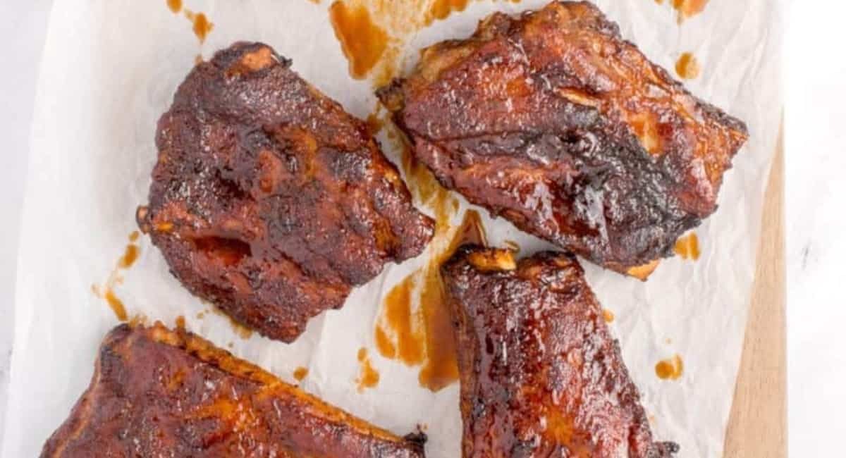 Overhead image of air fryer spare ribs.