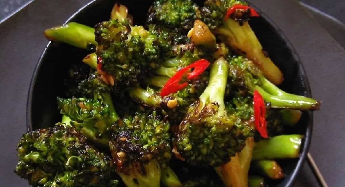 Overhead image of Asian broccoli stir fry.