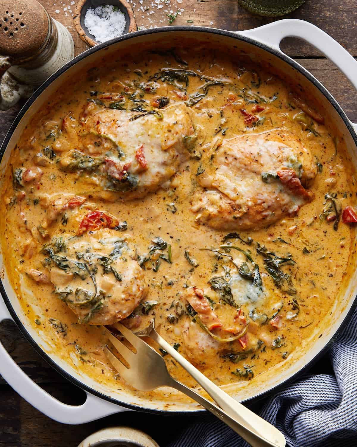 Overhead image of tuscan chicken.