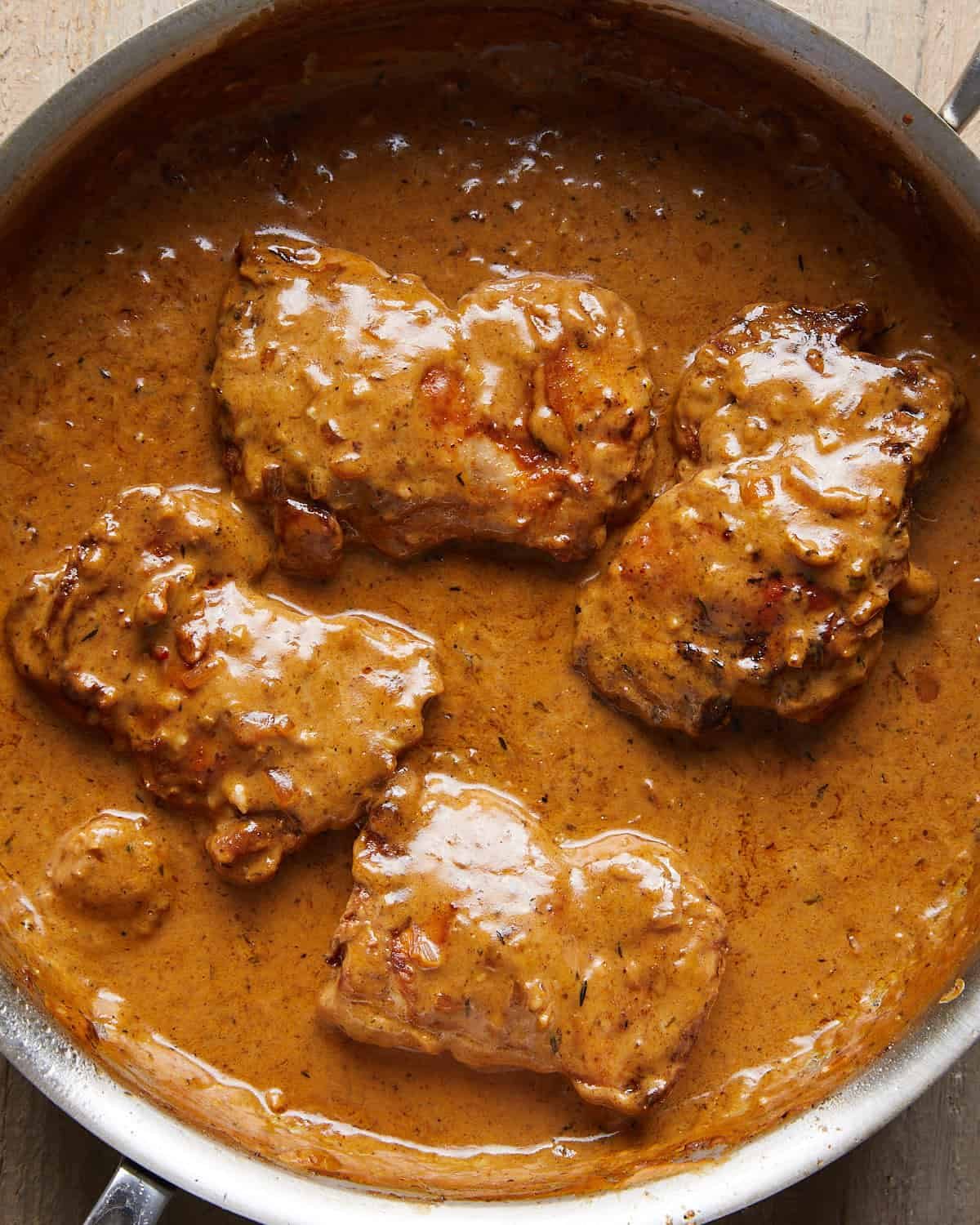 Overhead image of creamy chicken.