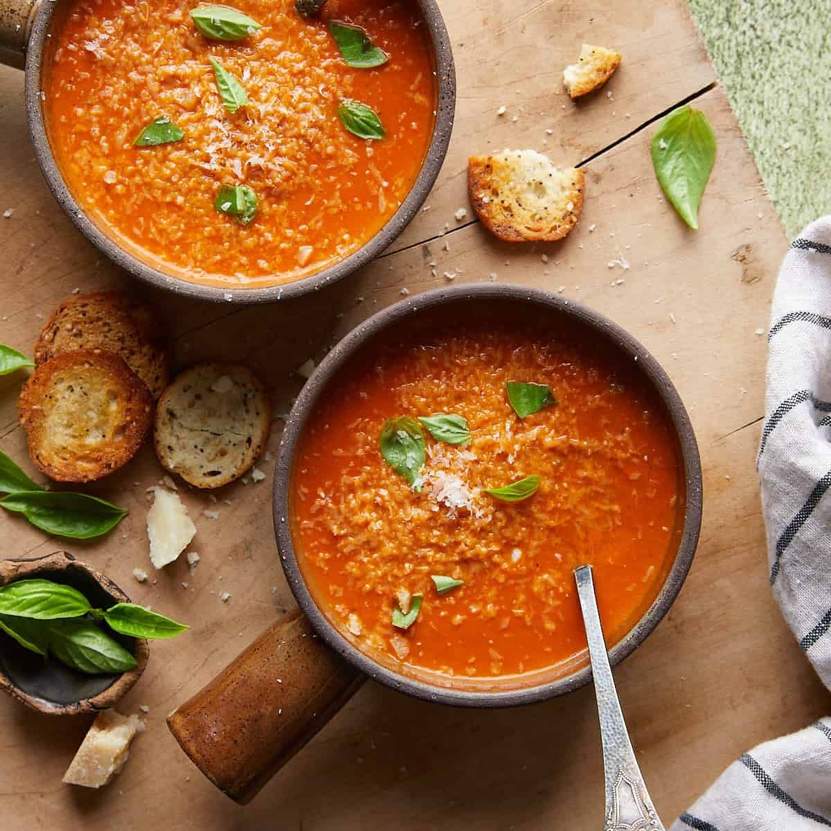 Creamy Tomato Basil Soup with Canned Tomatoes