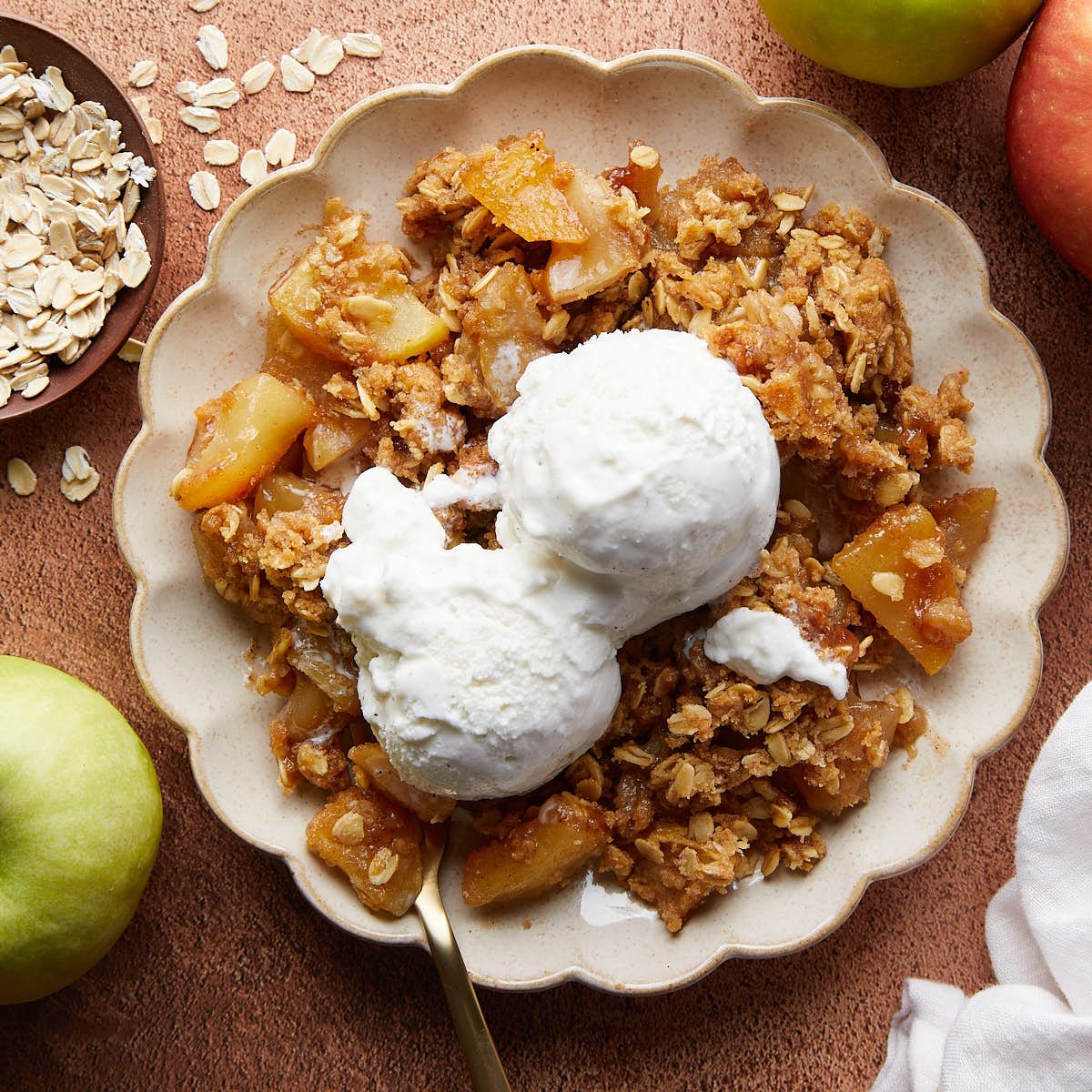 The Best Dutch Oven Apple Crisp