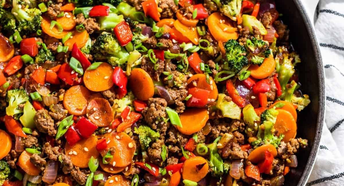 Overhead image of ground beef stir fry.