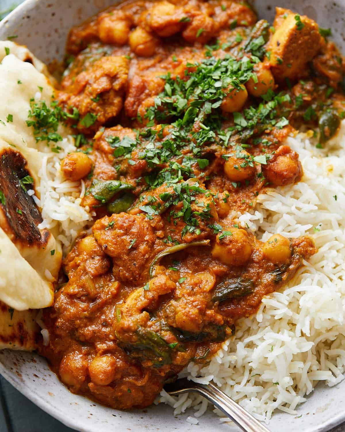 Up close image of healthy chicken tikka masala.