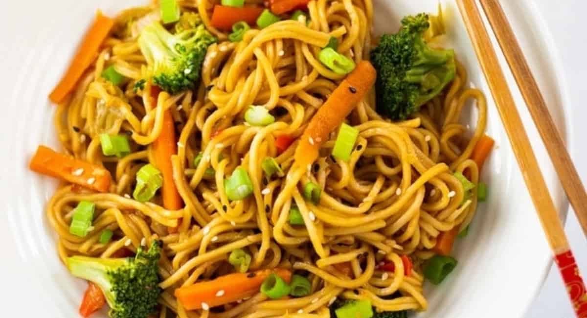 Overhead image of vegetable lo mein.