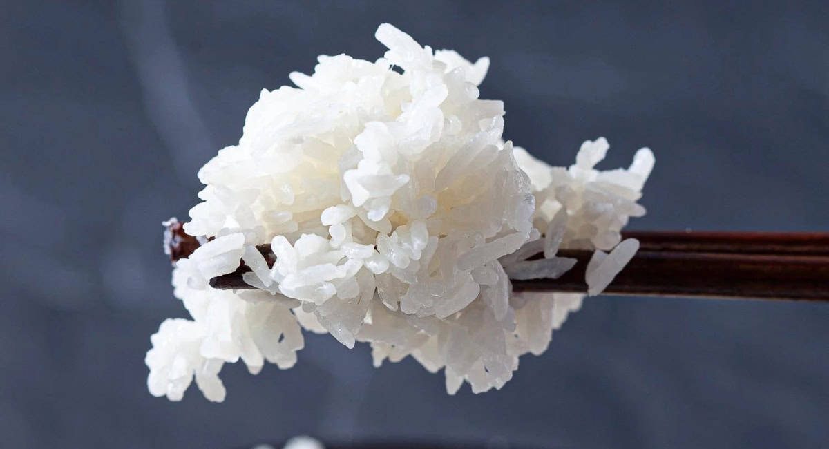 Up close image of instant pot jasmine rice.