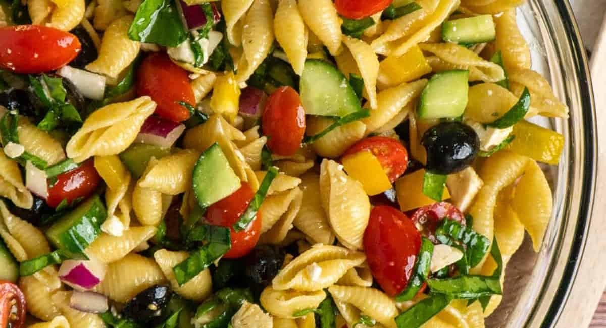 Overhead image of balsamic pasta salad.