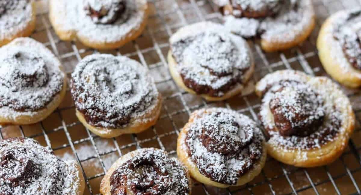 Overhead image of Nutella puff pastry.