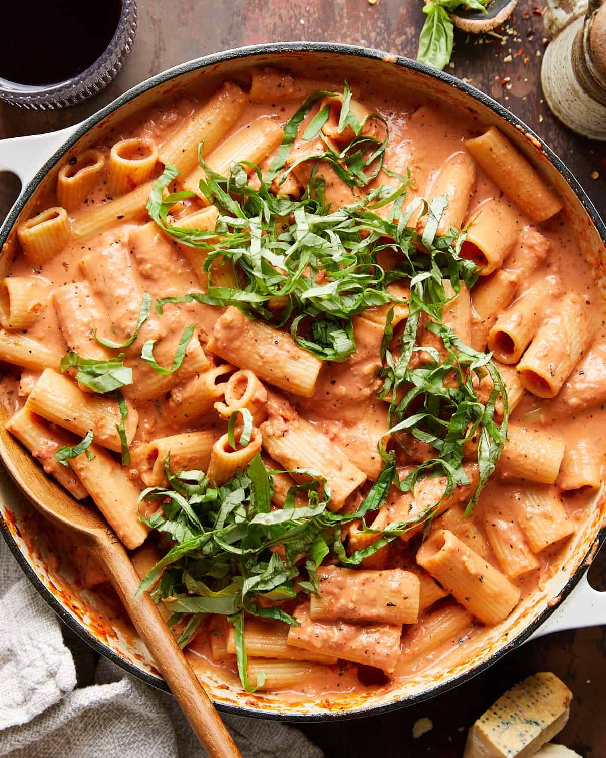 Easy Pink Sauce Pasta Recipe (Creamy)