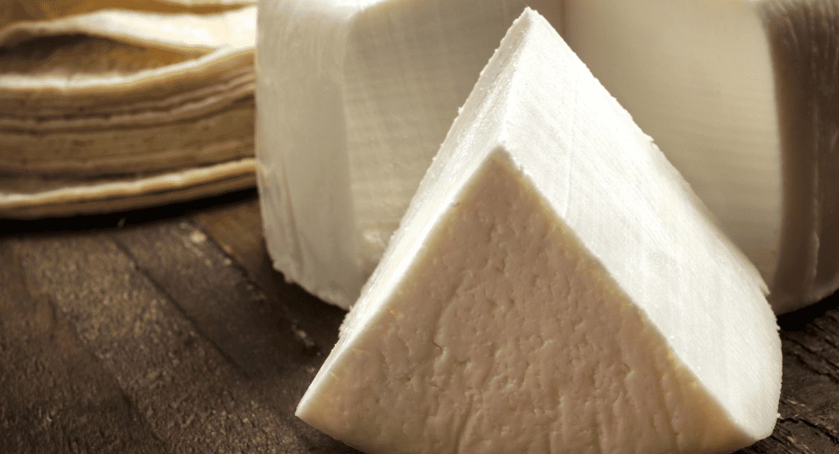 Up close image of queso fresco.
