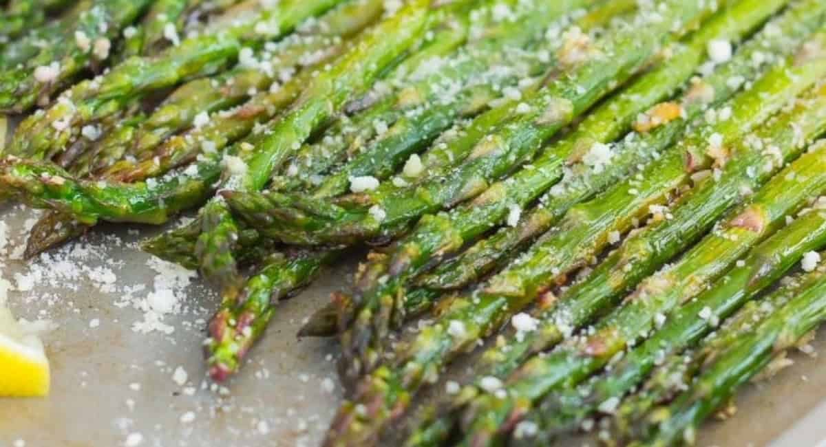 Up close image of roasted lemon parmesan asparagus.