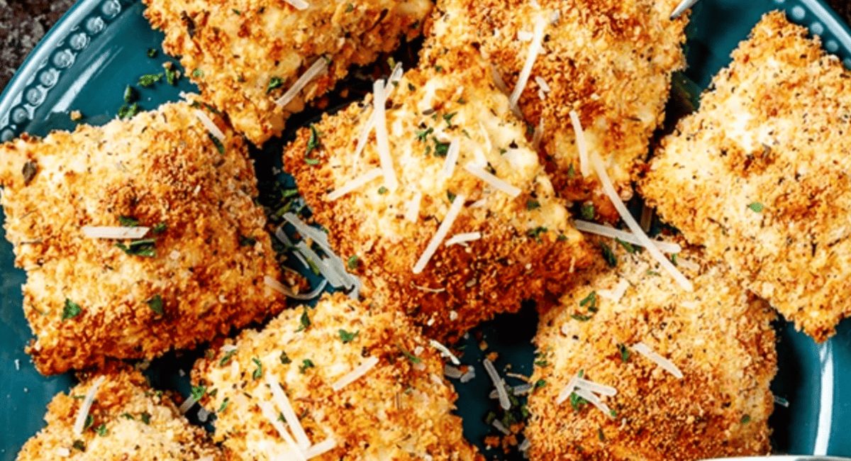 Overhead image of crispy ravioli.