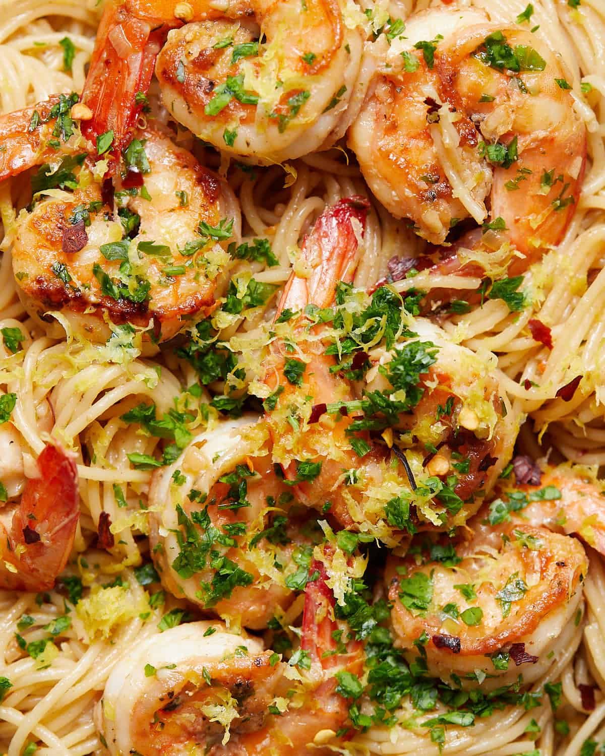 Up close image of shrimp scampi without wine.
