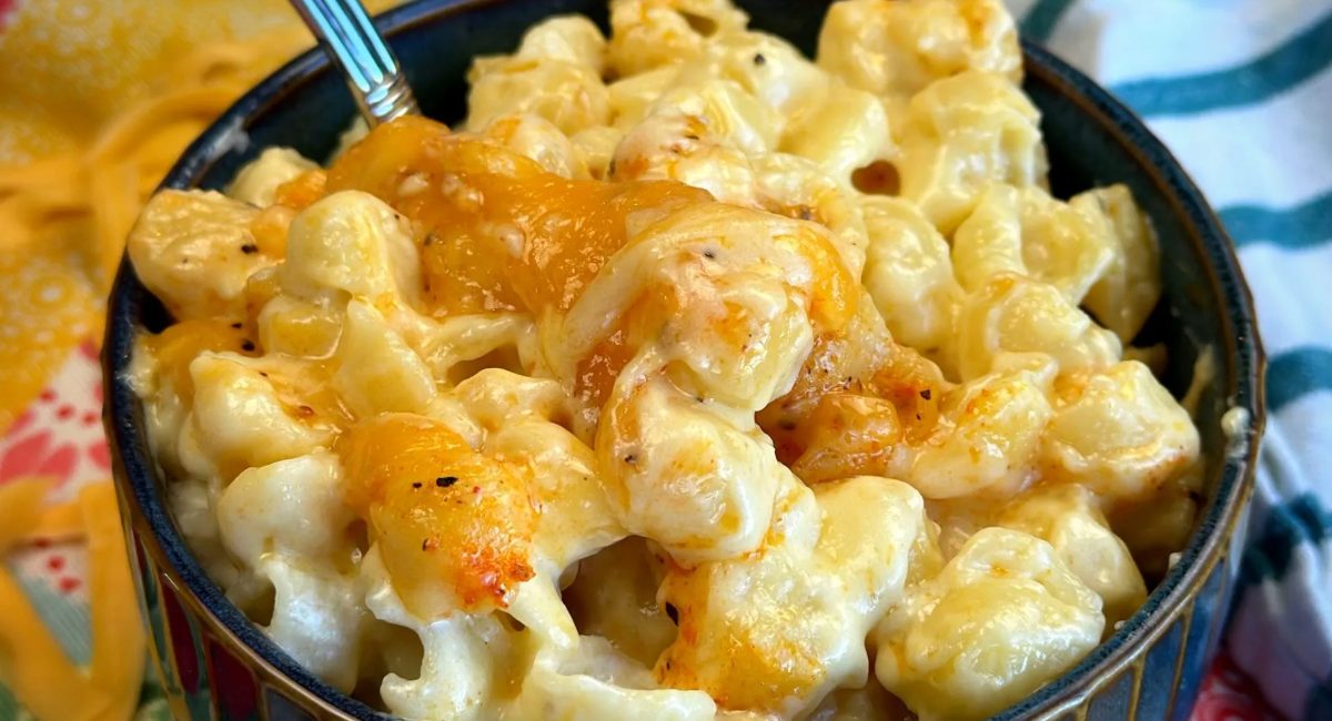 Overhead image of smoked mac and cheese.