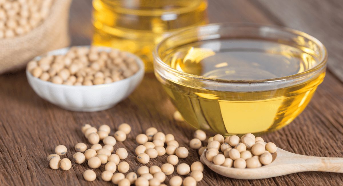 Up close image of soybean oil.