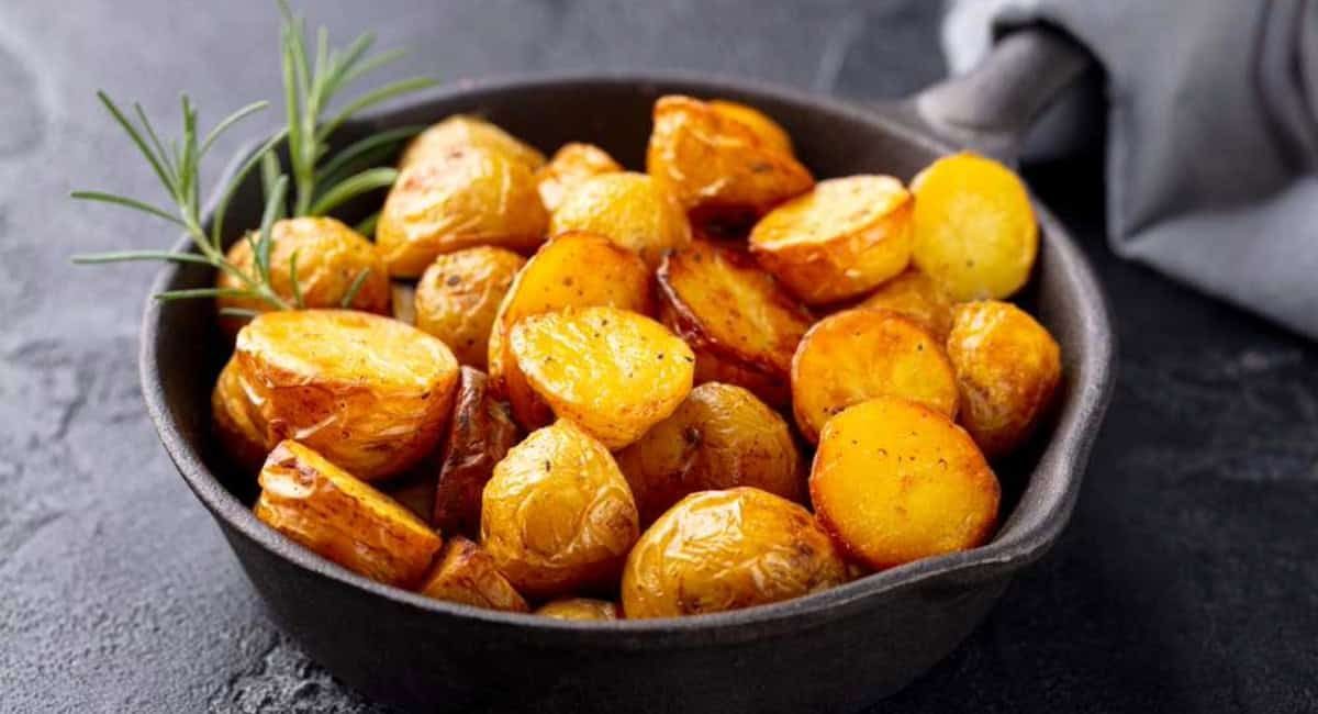 Up close image of truffle potatoes.