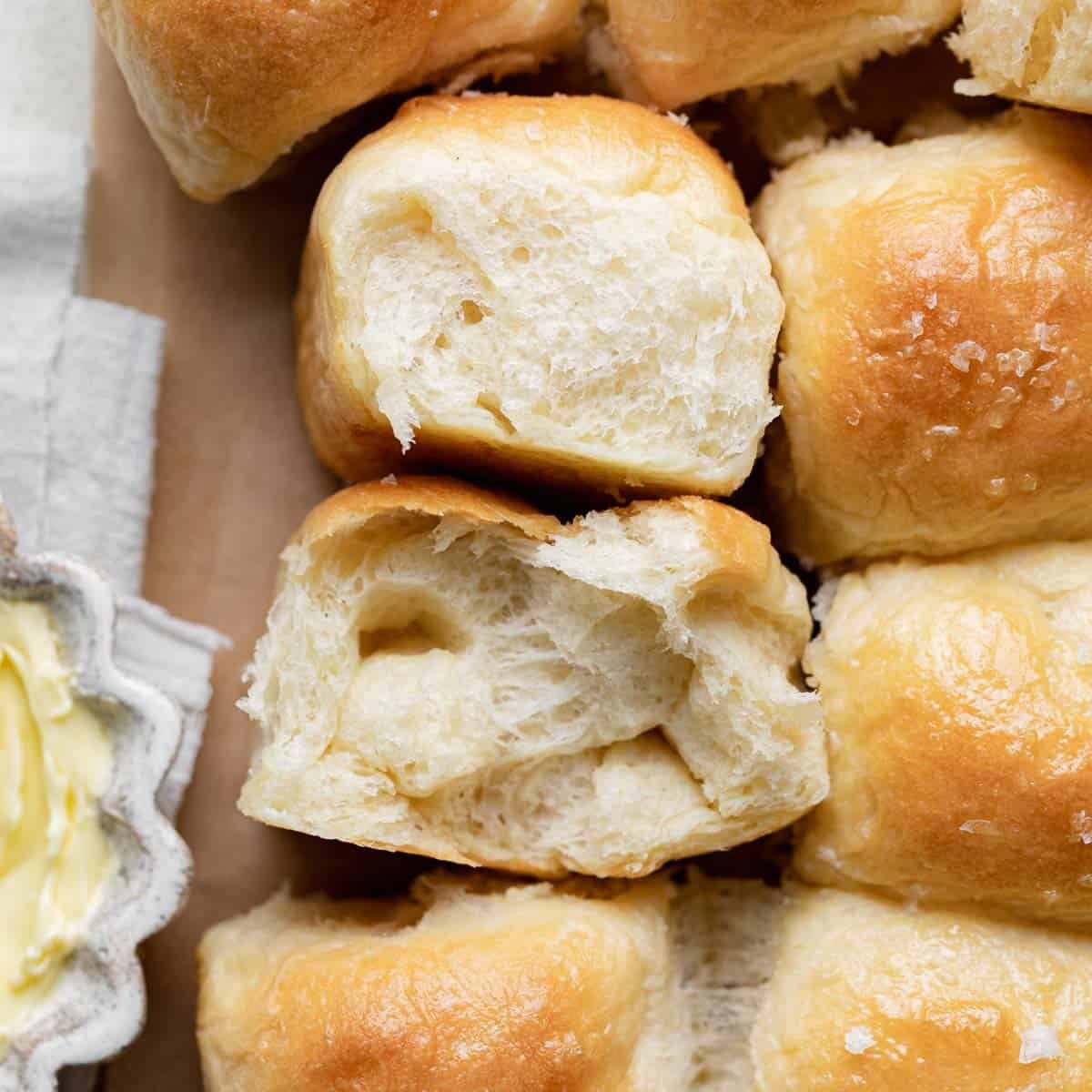 Old Fashioned Yeast Rolls Recipe