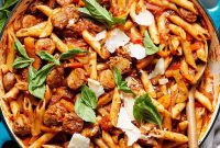 Quick Weeknight Sausage and Pepper Pasta