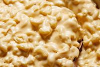Rich and Creamy Homemade Mac and Cheese Sauce