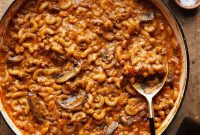 One Pot Homemade Cheesy Beef Pasta